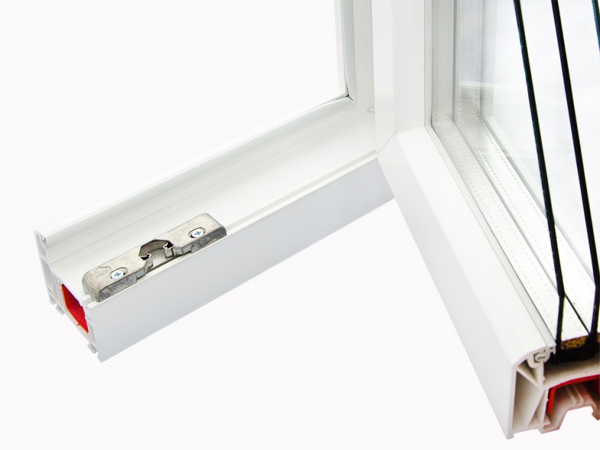 Окно из белого ПВХ-профиля со светлым резиновым уплотнителем